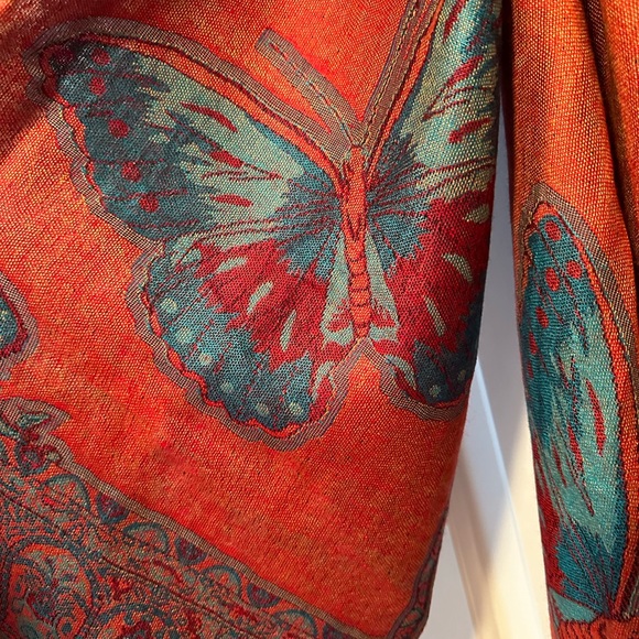 Gorgeous Pashmina Colorful Butterfly Scarf - Picture 1 of 4
